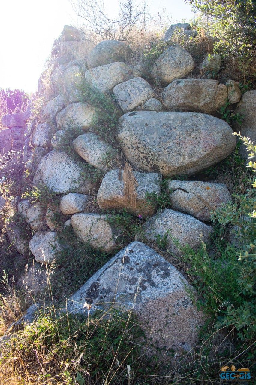 Nuraghe di Cugui