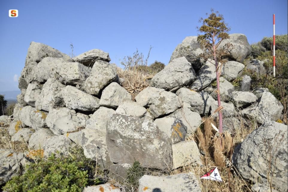 Nuraghe Frucca (foto dal sito sardegnadigitallibrary.it)